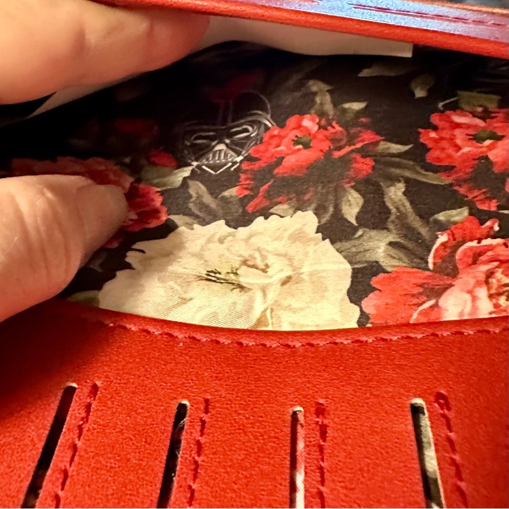 Darth Vader Star Wars Cream and Red Floral Wallet Disney Loungefly Collectible - Picture 14 of 15